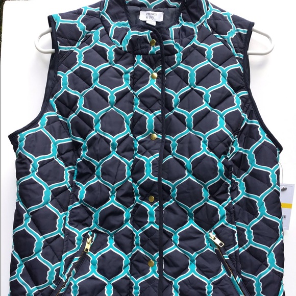 Crown & Ivy Women’s vest, size M. - Picture 1 of 9